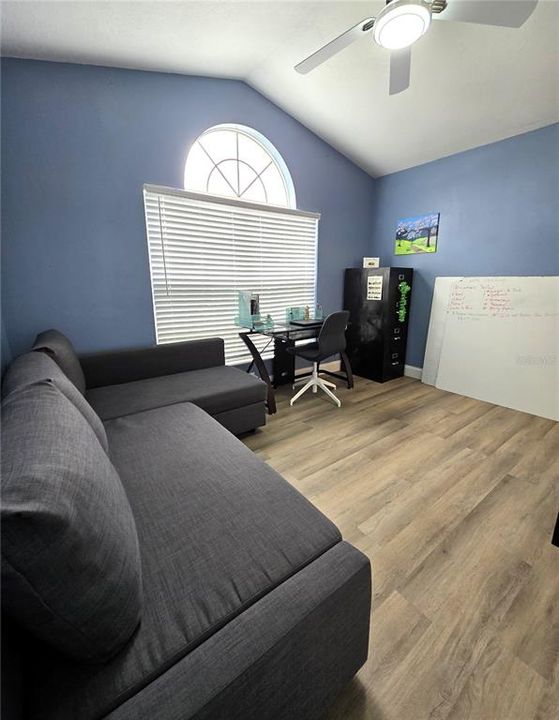 For Sale: $341,000 (3 beds, 2 baths, 1484 Square Feet)