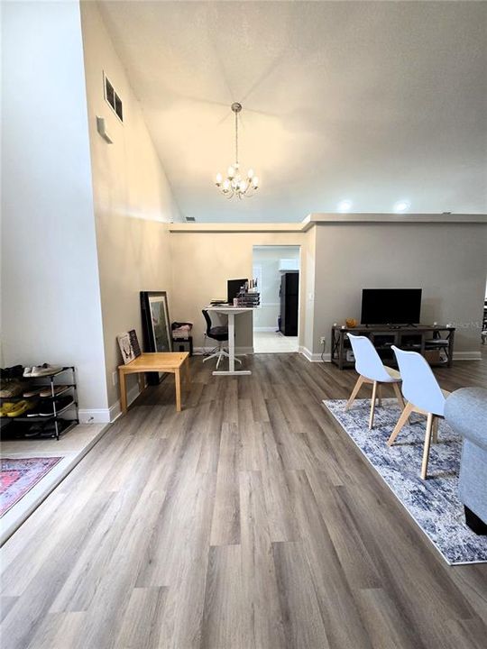 For Sale: $341,000 (3 beds, 2 baths, 1484 Square Feet)