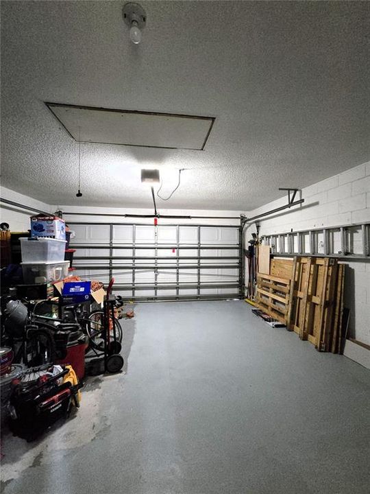 For Sale: $341,000 (3 beds, 2 baths, 1484 Square Feet)