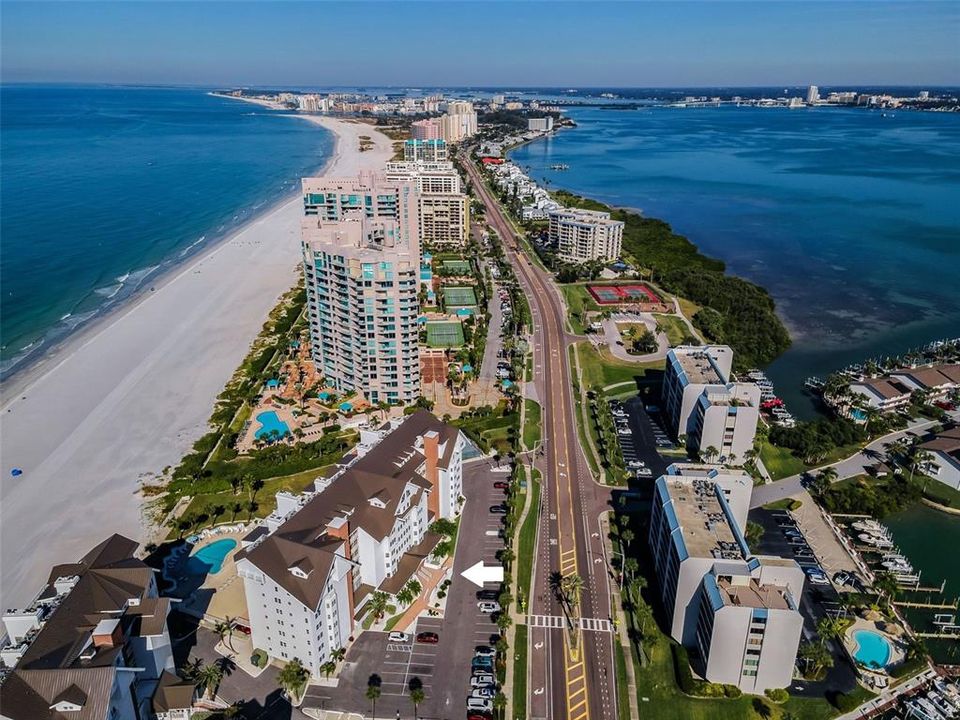 待售: $975,000 (2 贝兹, 2 浴室, 1410 平方英尺)