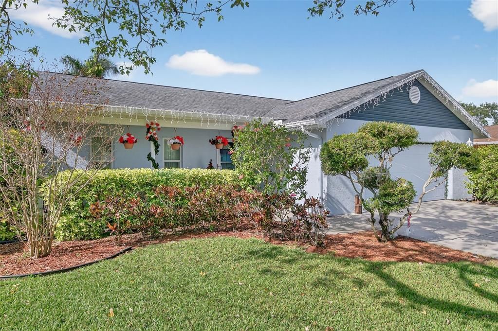 待售: $550,000 (3 贝兹, 2 浴室, 2016 平方英尺)