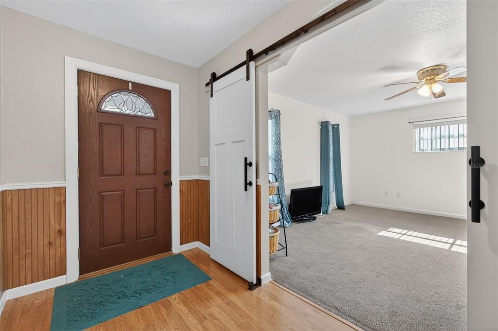 待售: $550,000 (3 贝兹, 2 浴室, 2016 平方英尺)