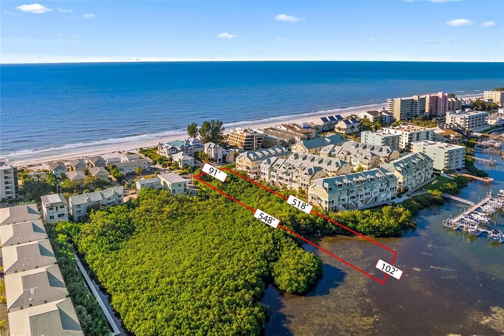 На продажу: $1,200,000 (1.10 acres)