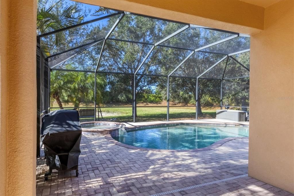 待售: $635,999 (5 贝兹, 3 浴室, 3280 平方英尺)