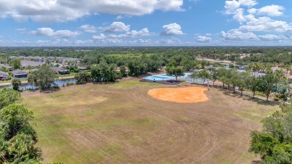 待售: $635,999 (5 贝兹, 3 浴室, 3280 平方英尺)