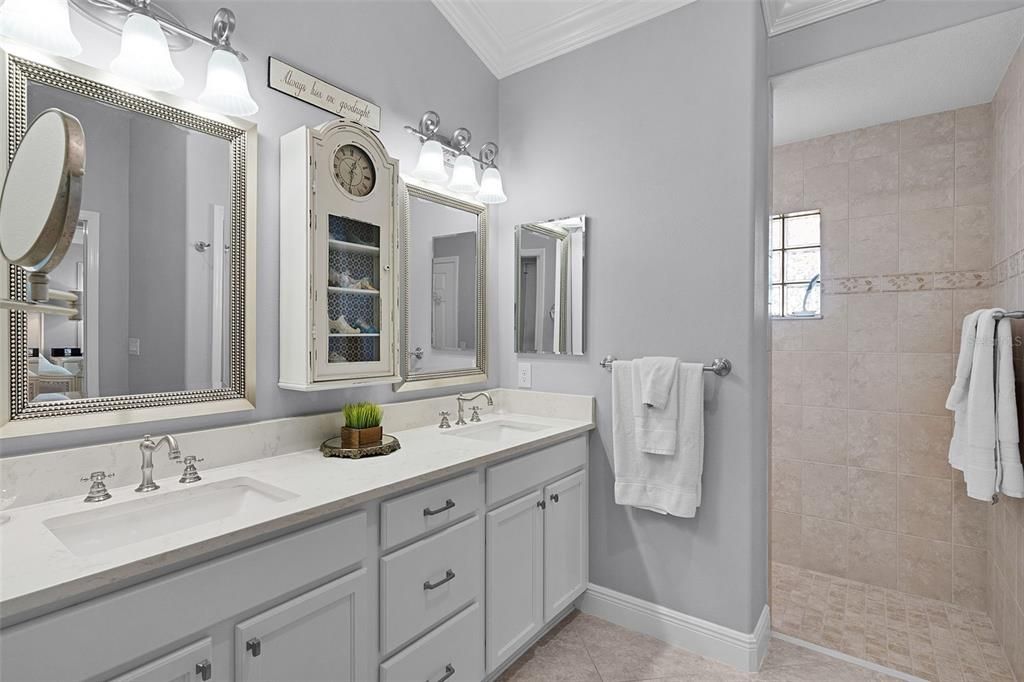 На продажу: $675,000 (4 спален, 2 ванн, 2509 Квадратных фут)