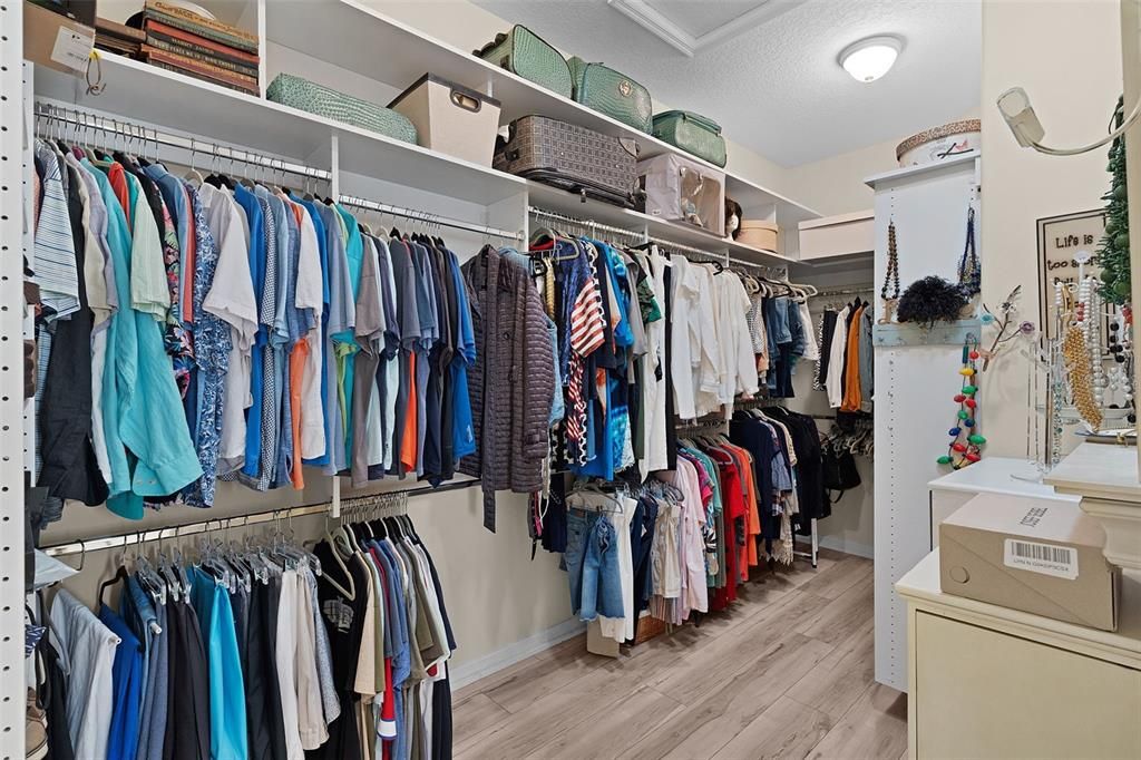 На продажу: $675,000 (4 спален, 2 ванн, 2509 Квадратных фут)