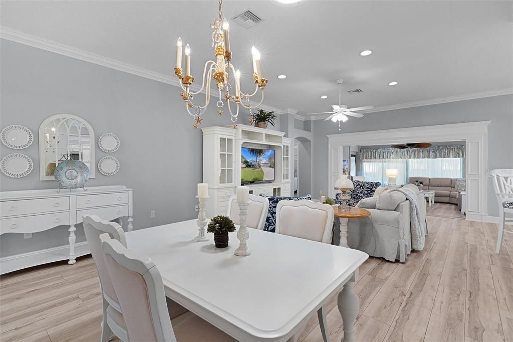 На продажу: $675,000 (4 спален, 2 ванн, 2509 Квадратных фут)