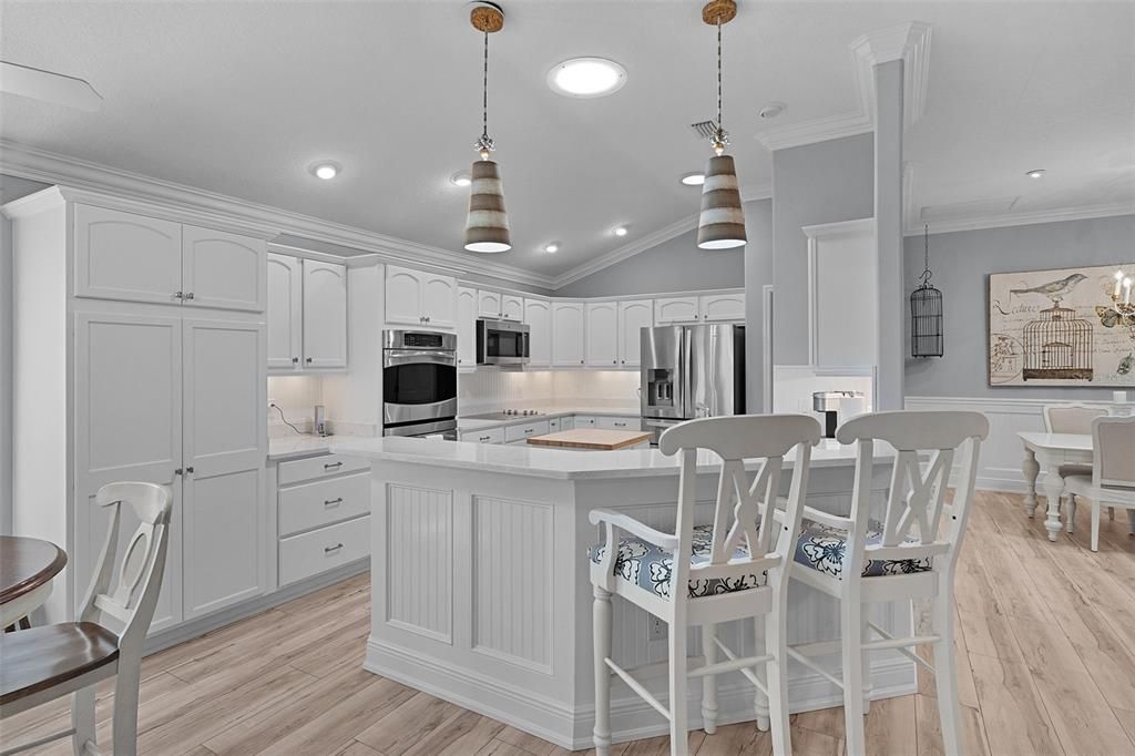 На продажу: $675,000 (4 спален, 2 ванн, 2509 Квадратных фут)