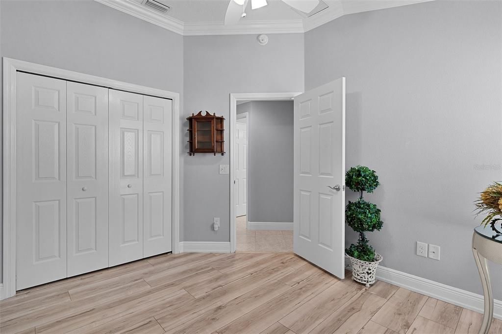 На продажу: $675,000 (4 спален, 2 ванн, 2509 Квадратных фут)