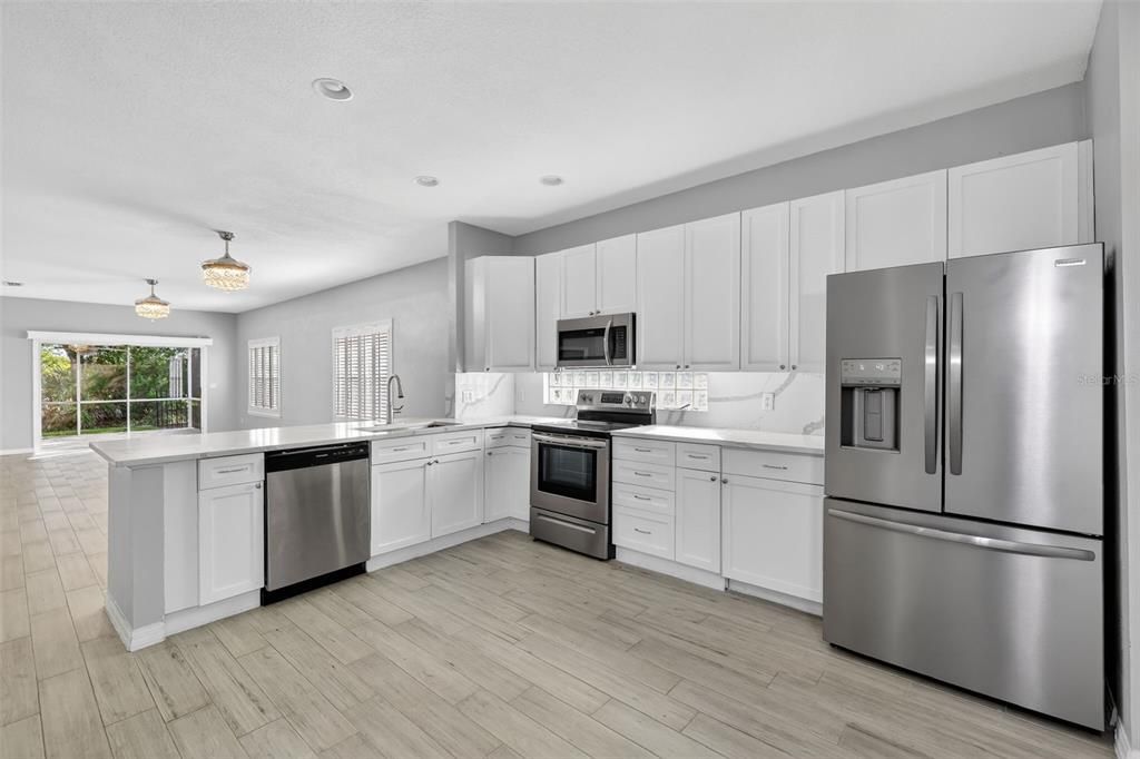 For Rent: $2,100 (2 beds, 2 baths, 1454 Square Feet)