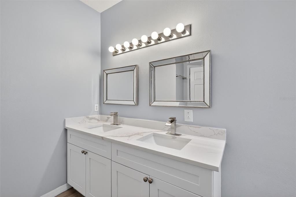 For Rent: $2,100 (2 beds, 2 baths, 1454 Square Feet)