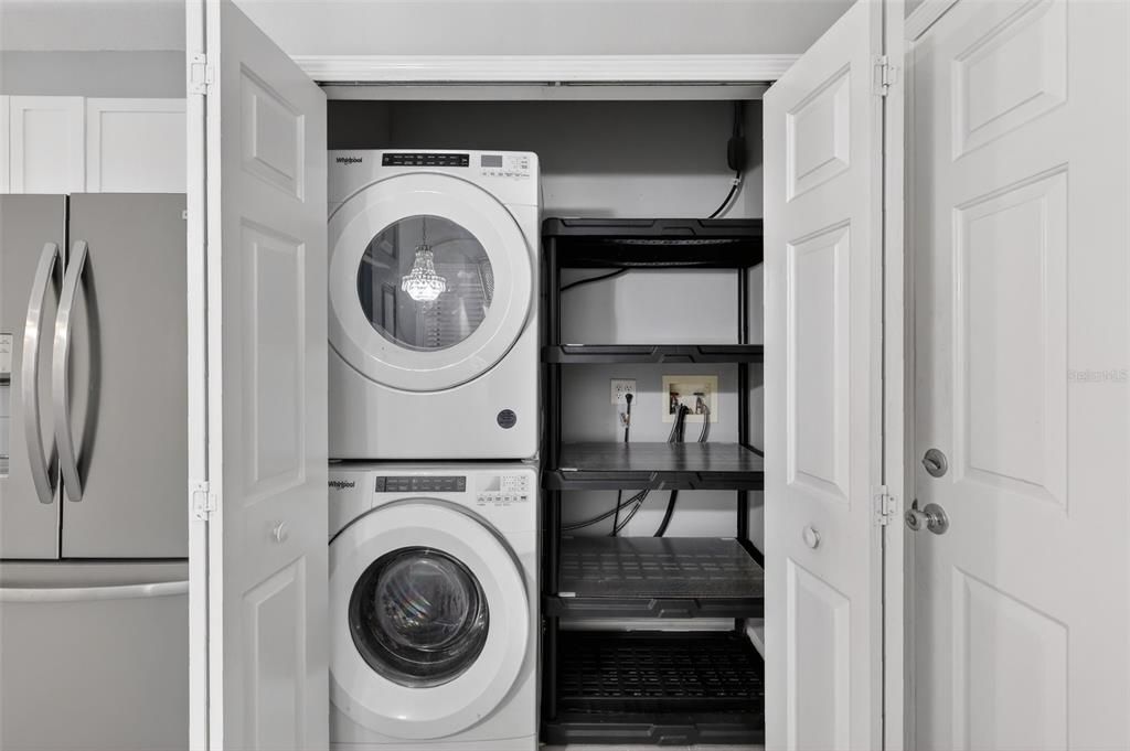 For Rent: $2,100 (2 beds, 2 baths, 1454 Square Feet)