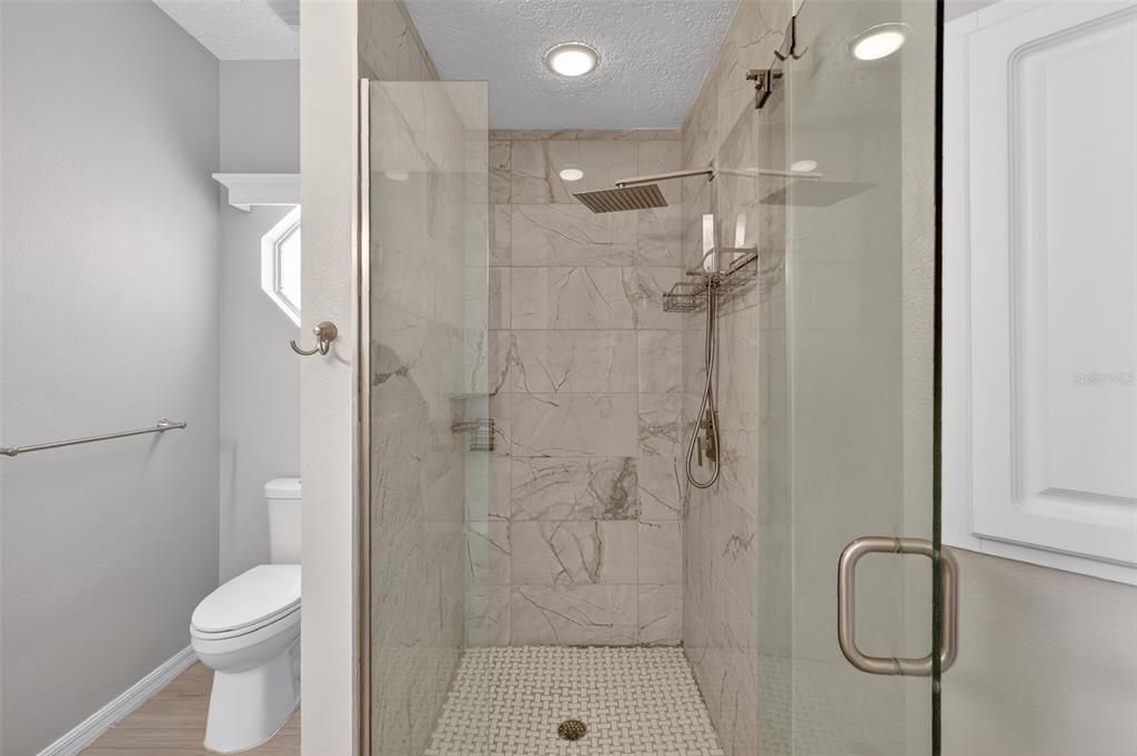 For Rent: $2,100 (2 beds, 2 baths, 1454 Square Feet)