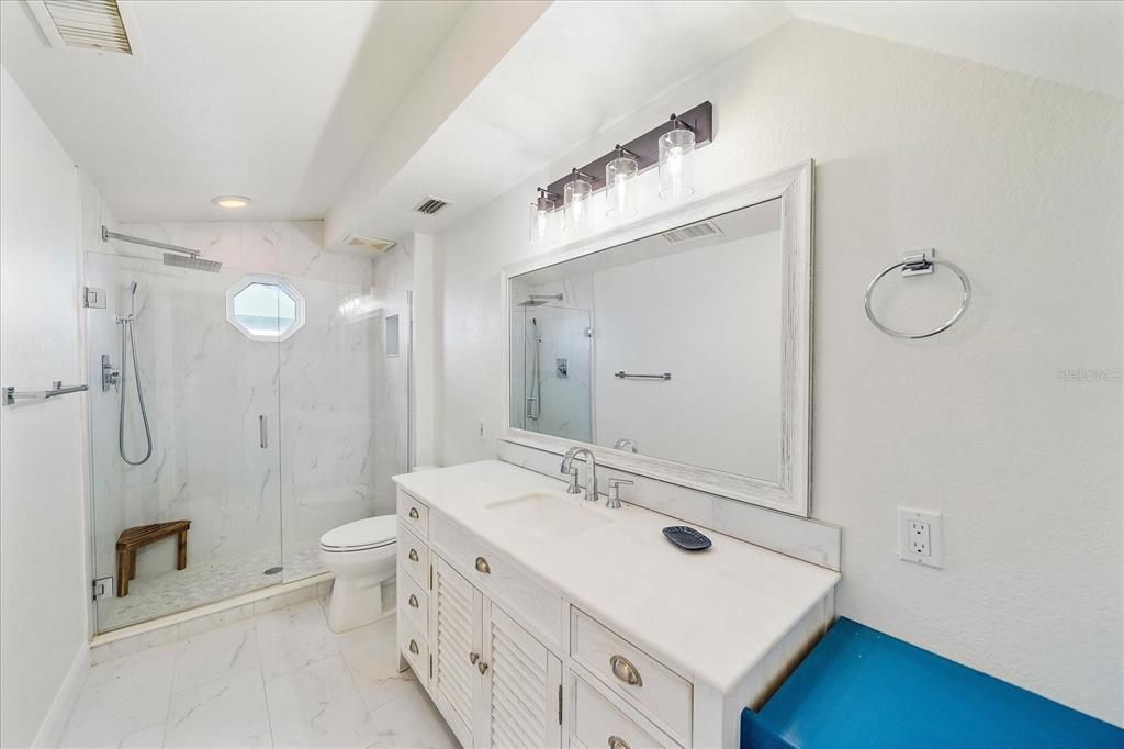 For Sale: $2,999,900 (4 beds, 3 baths, 2293 Square Feet)