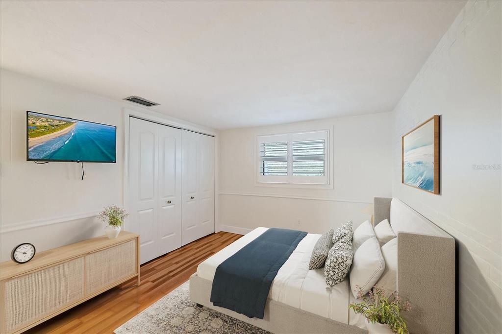 For Sale: $2,999,900 (4 beds, 3 baths, 2293 Square Feet)