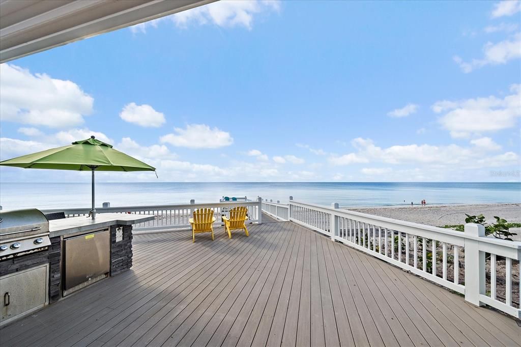 For Sale: $2,999,900 (4 beds, 3 baths, 2293 Square Feet)