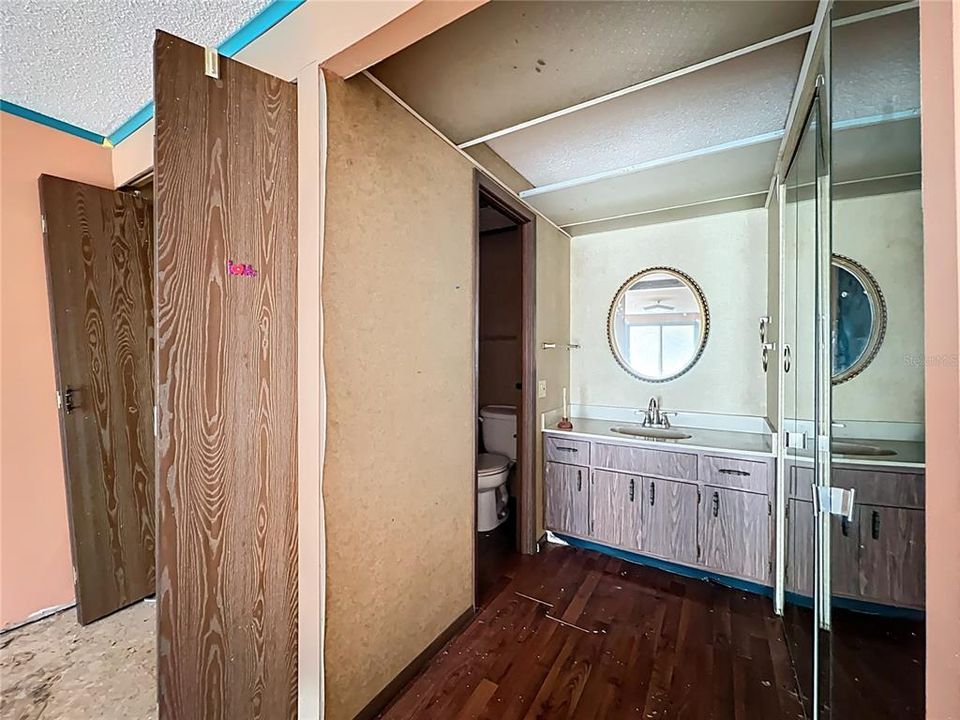 En Venta: $300,000 (3 camas, 2 baños, 1428 Pies cuadrados)