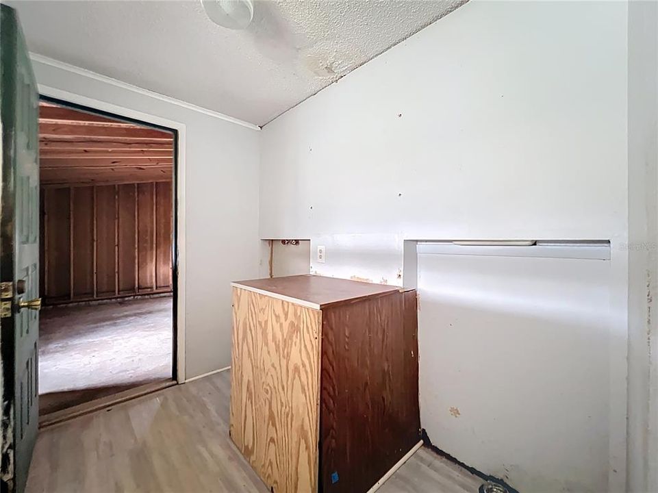 En Venta: $300,000 (3 camas, 2 baños, 1428 Pies cuadrados)