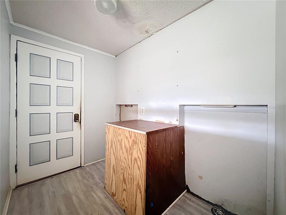 En Venta: $300,000 (3 camas, 2 baños, 1428 Pies cuadrados)