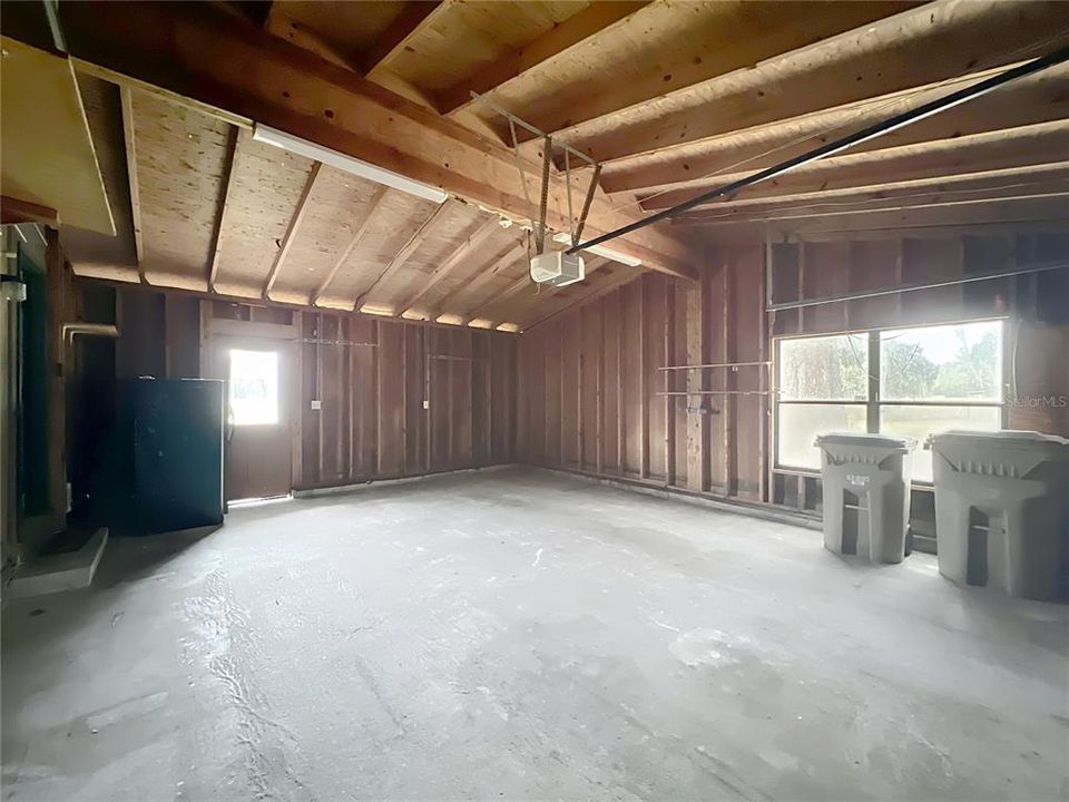 En Venta: $300,000 (3 camas, 2 baños, 1428 Pies cuadrados)