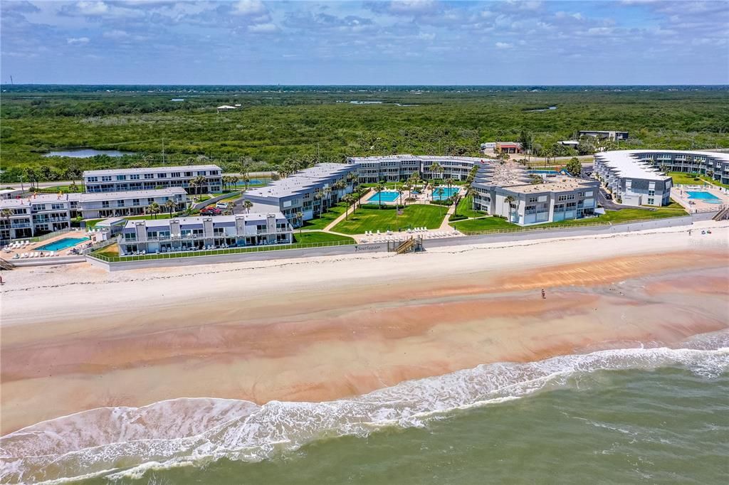 На продажу: $550,000 (2 спален, 2 ванн, 995 Квадратных фут)