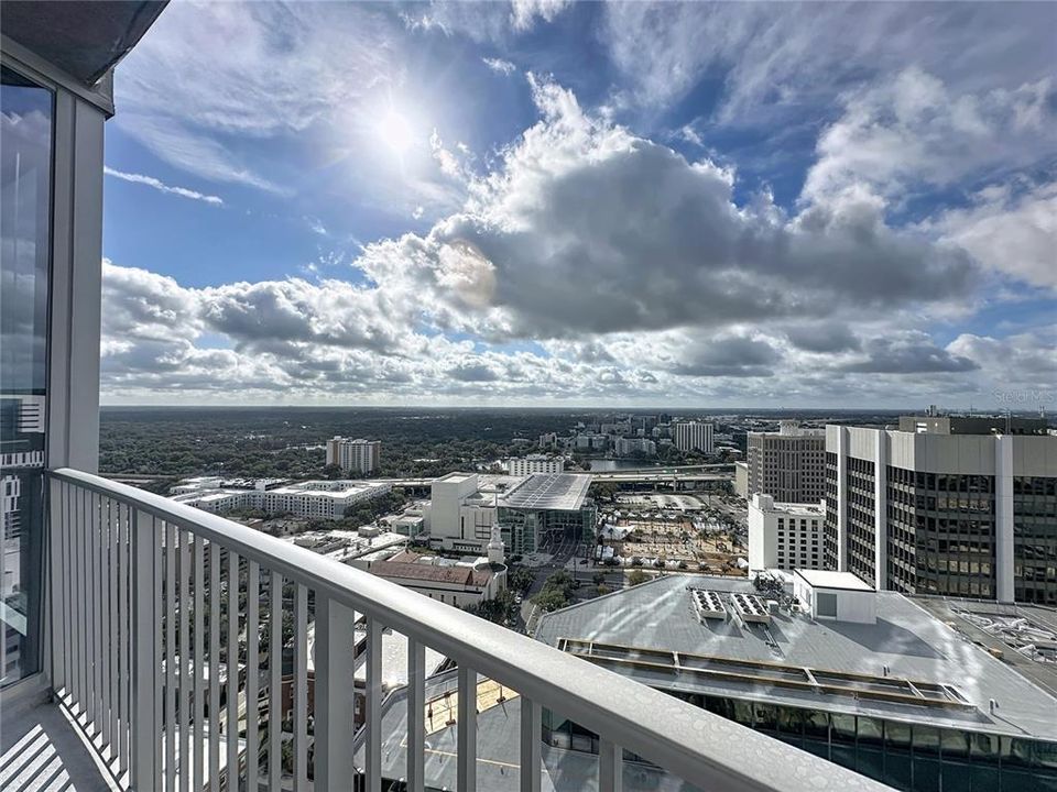 待售: $399,000 (2 贝兹, 2 浴室, 1261 平方英尺)