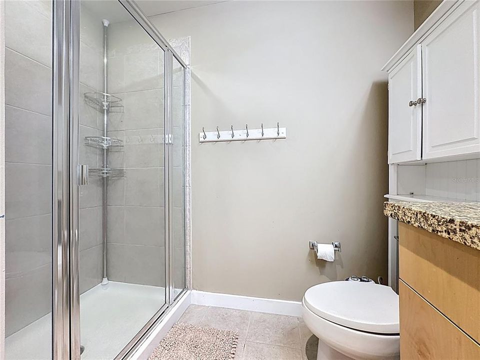 待售: $399,000 (2 贝兹, 2 浴室, 1261 平方英尺)