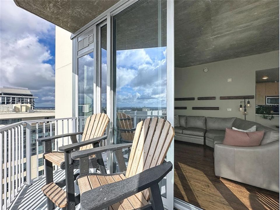 待售: $399,000 (2 贝兹, 2 浴室, 1261 平方英尺)