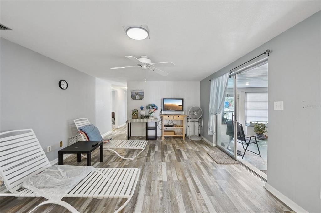 For Sale: $494,900 (4 beds, 2 baths, 1840 Square Feet)