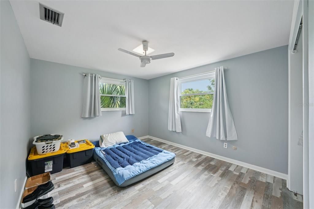 For Sale: $494,900 (4 beds, 2 baths, 1840 Square Feet)