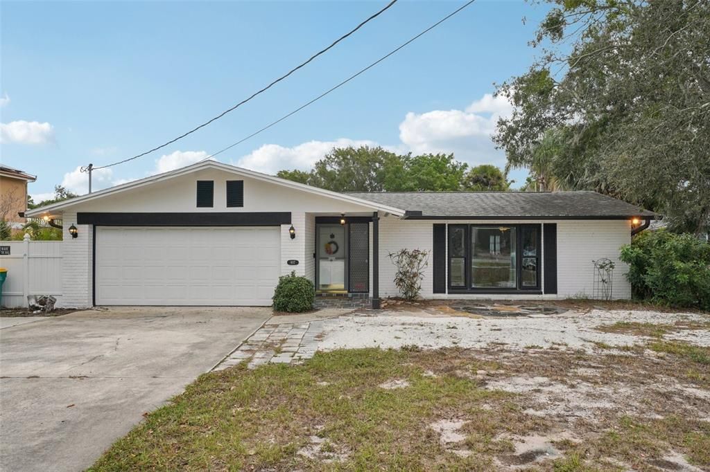 For Sale: $494,900 (4 beds, 2 baths, 1840 Square Feet)