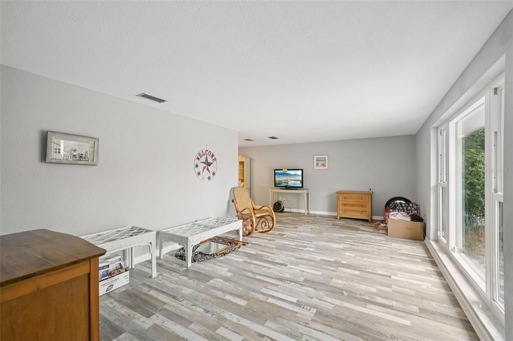 For Sale: $494,900 (4 beds, 2 baths, 1840 Square Feet)