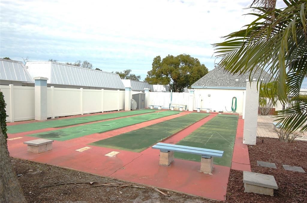 На продажу: $79,900 (1 спален, 1 ванн, 624 Квадратных фут)