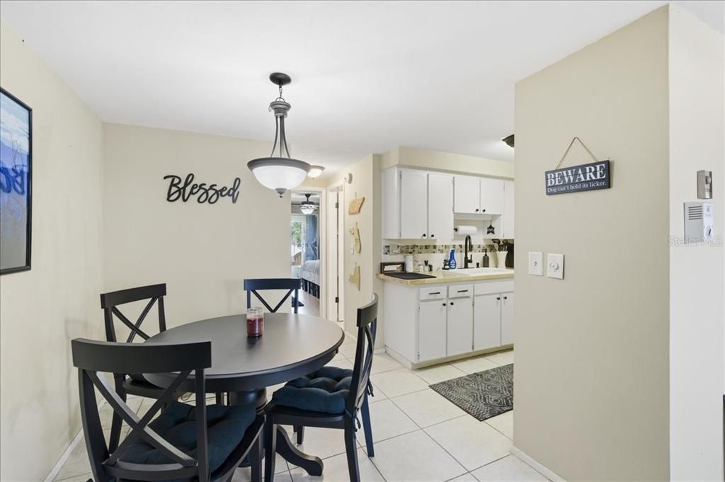 For Sale: $79,900 (1 beds, 1 baths, 624 Square Feet)