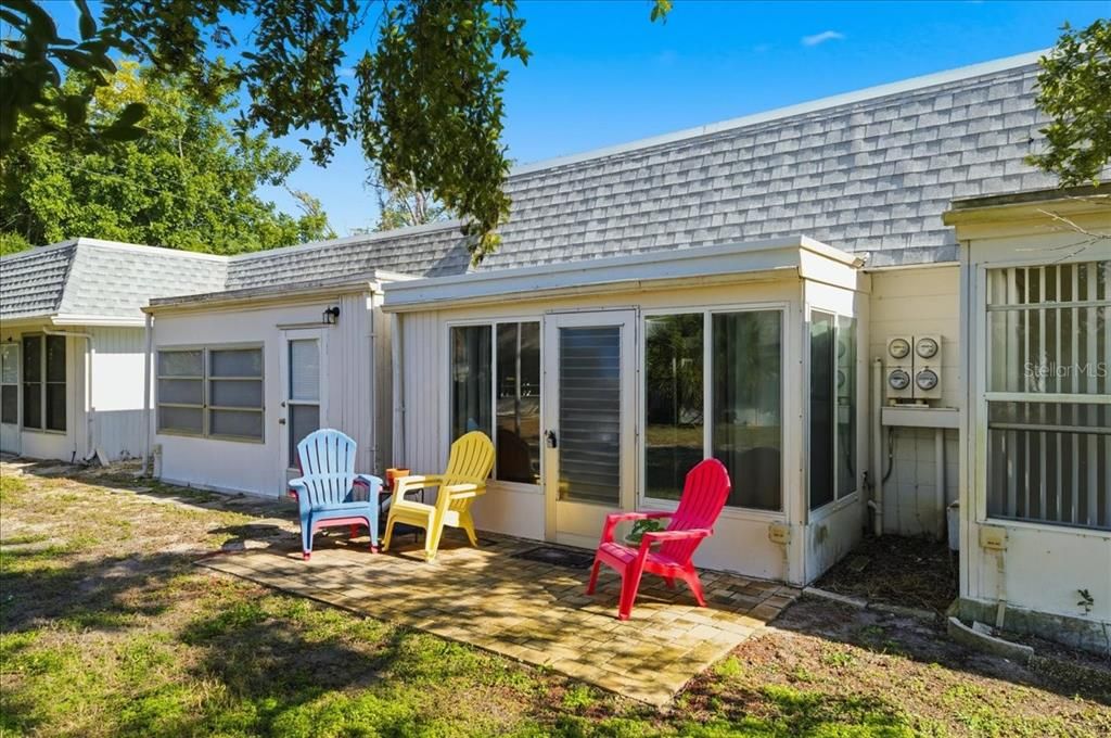 For Sale: $79,900 (1 beds, 1 baths, 624 Square Feet)