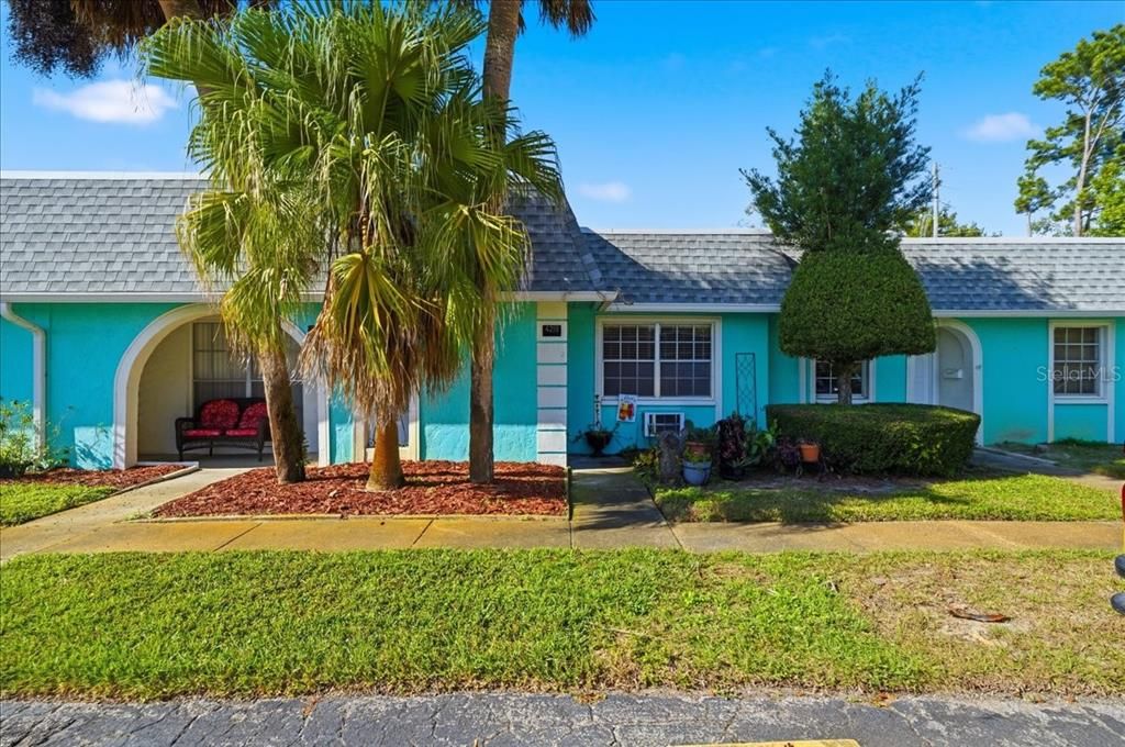 For Sale: $79,900 (1 beds, 1 baths, 624 Square Feet)