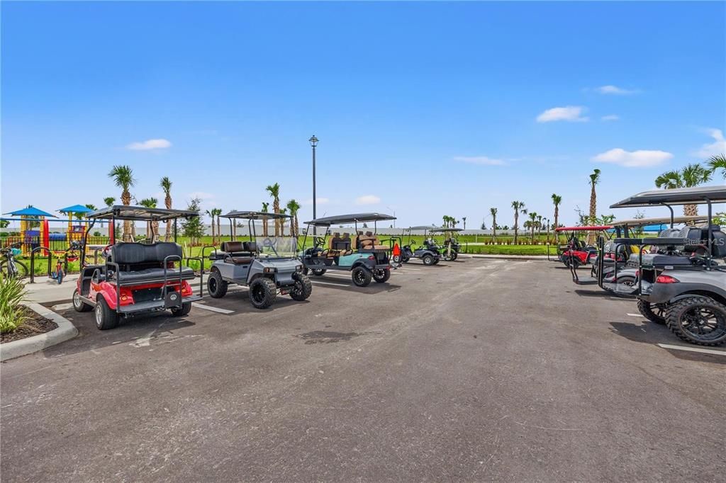 出租: $3,300 (3 贝兹, 2 浴室, 1417 平方英尺)