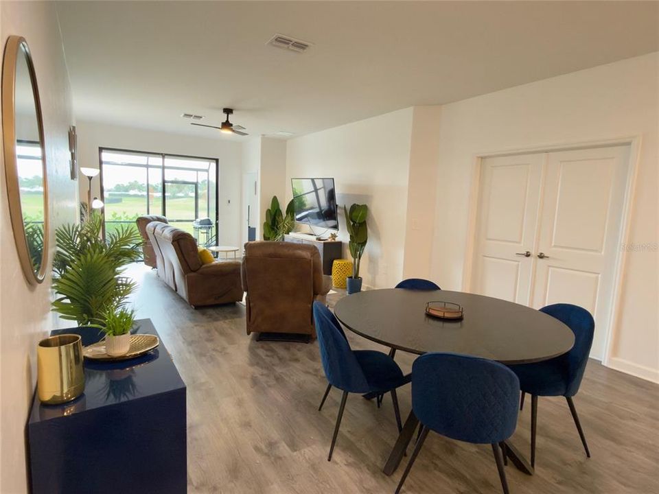 出租: $3,300 (3 贝兹, 2 浴室, 1417 平方英尺)