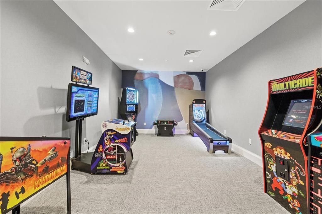 出租: $3,300 (3 贝兹, 2 浴室, 1417 平方英尺)