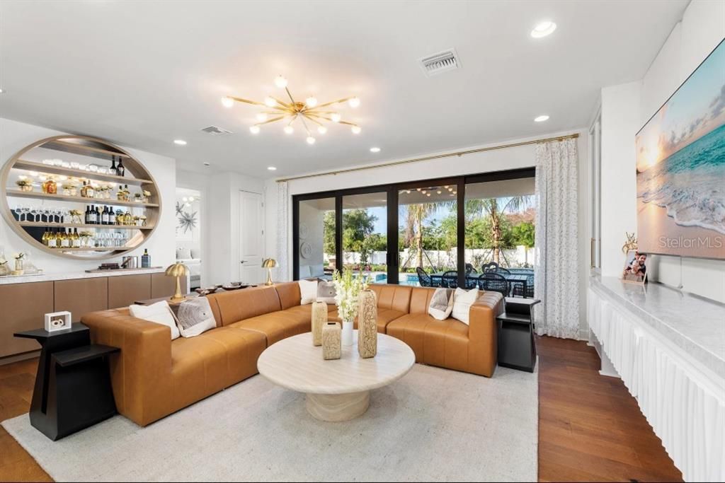 На продажу: $410,900 (2 спален, 2 ванн, 1844 Квадратных фут)