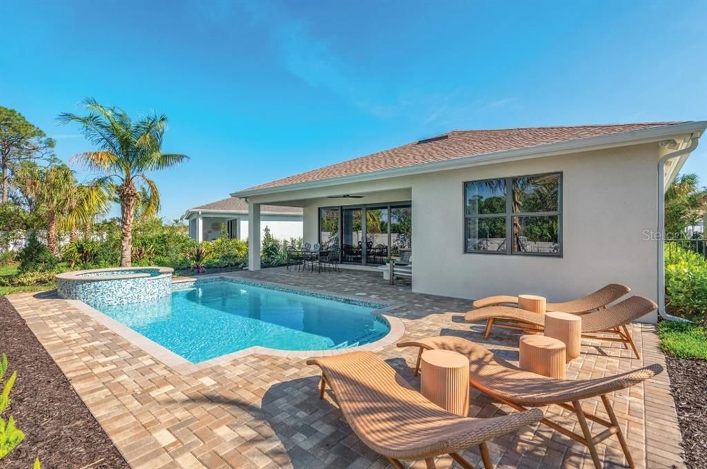 На продажу: $410,900 (2 спален, 2 ванн, 1844 Квадратных фут)