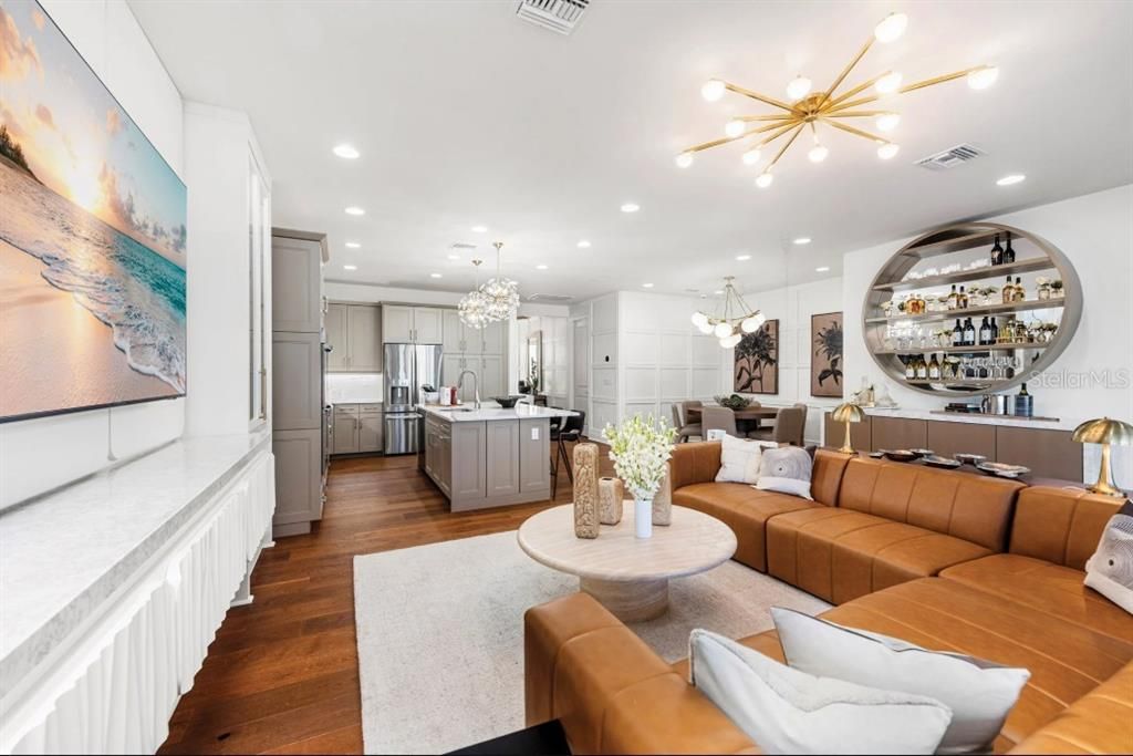 На продажу: $410,900 (2 спален, 2 ванн, 1844 Квадратных фут)