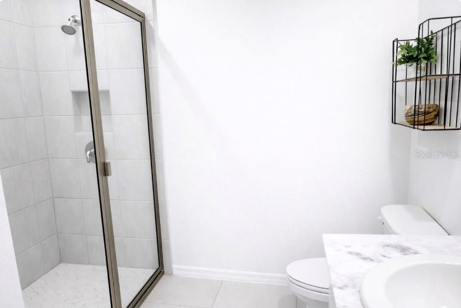 For Sale: $340,000 (3 beds, 2 baths, 1565 Square Feet)