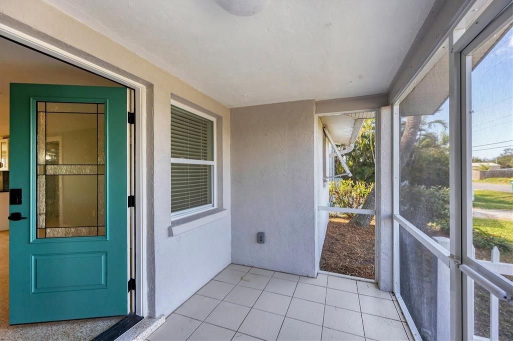 For Sale: $459,000 (3 beds, 2 baths, 1725 Square Feet)