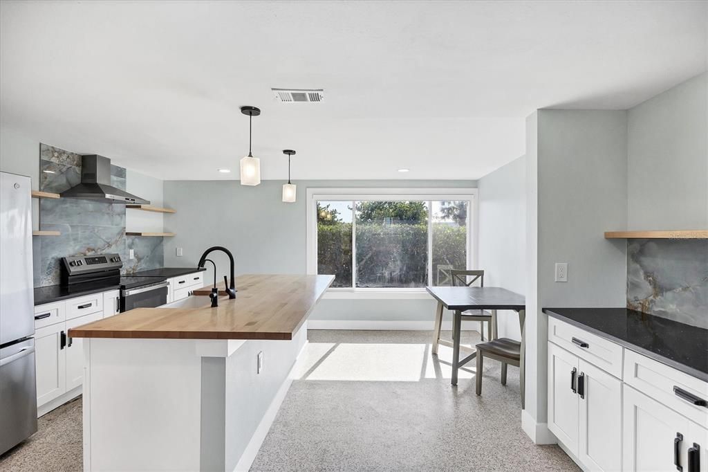 For Sale: $459,000 (3 beds, 2 baths, 1725 Square Feet)