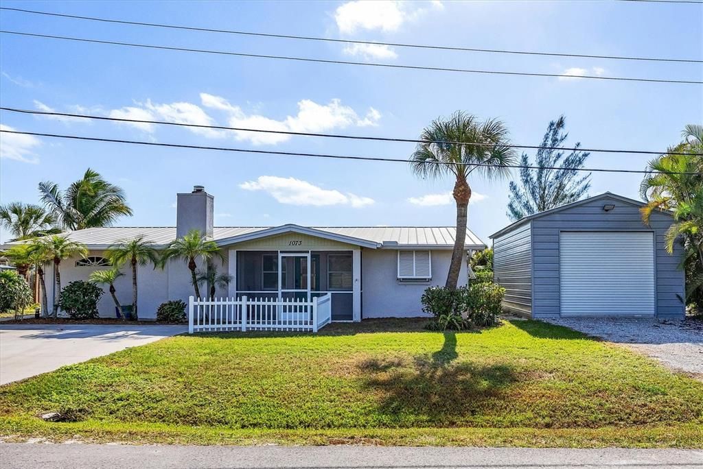 For Sale: $459,000 (3 beds, 2 baths, 1725 Square Feet)