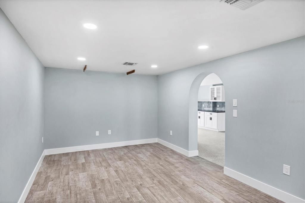 For Sale: $459,000 (3 beds, 2 baths, 1725 Square Feet)