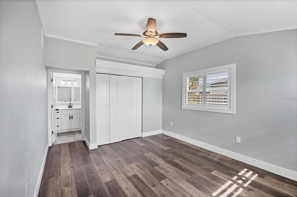 For Sale: $459,000 (3 beds, 2 baths, 1725 Square Feet)