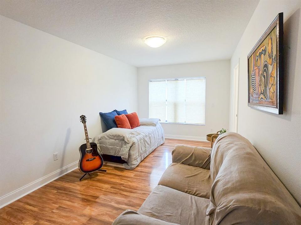 En Venta: $949,000 (4 camas, 3 baños, 3344 Pies cuadrados)